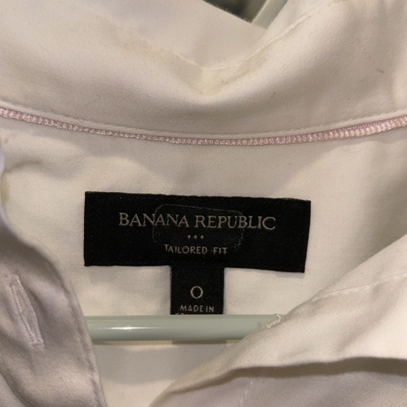 Banana Republic white button down blouse - Picture 2 of 4